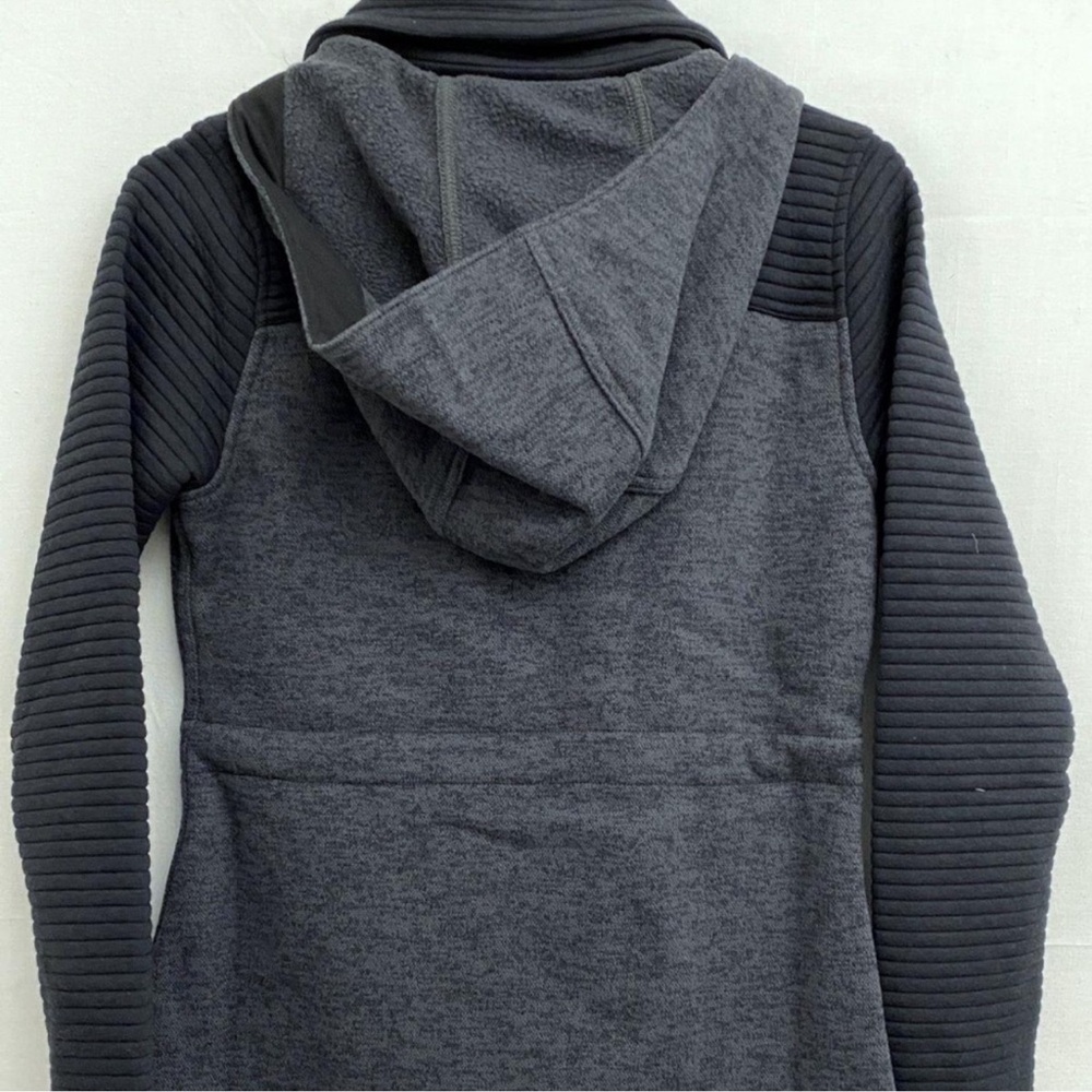 North face jacket and leggings brand new with tags size xsmall:) - Picture 4 of 9